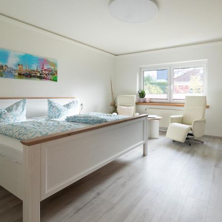 Ferienwohnungen Warnemuende ロストック エクステリア 写真